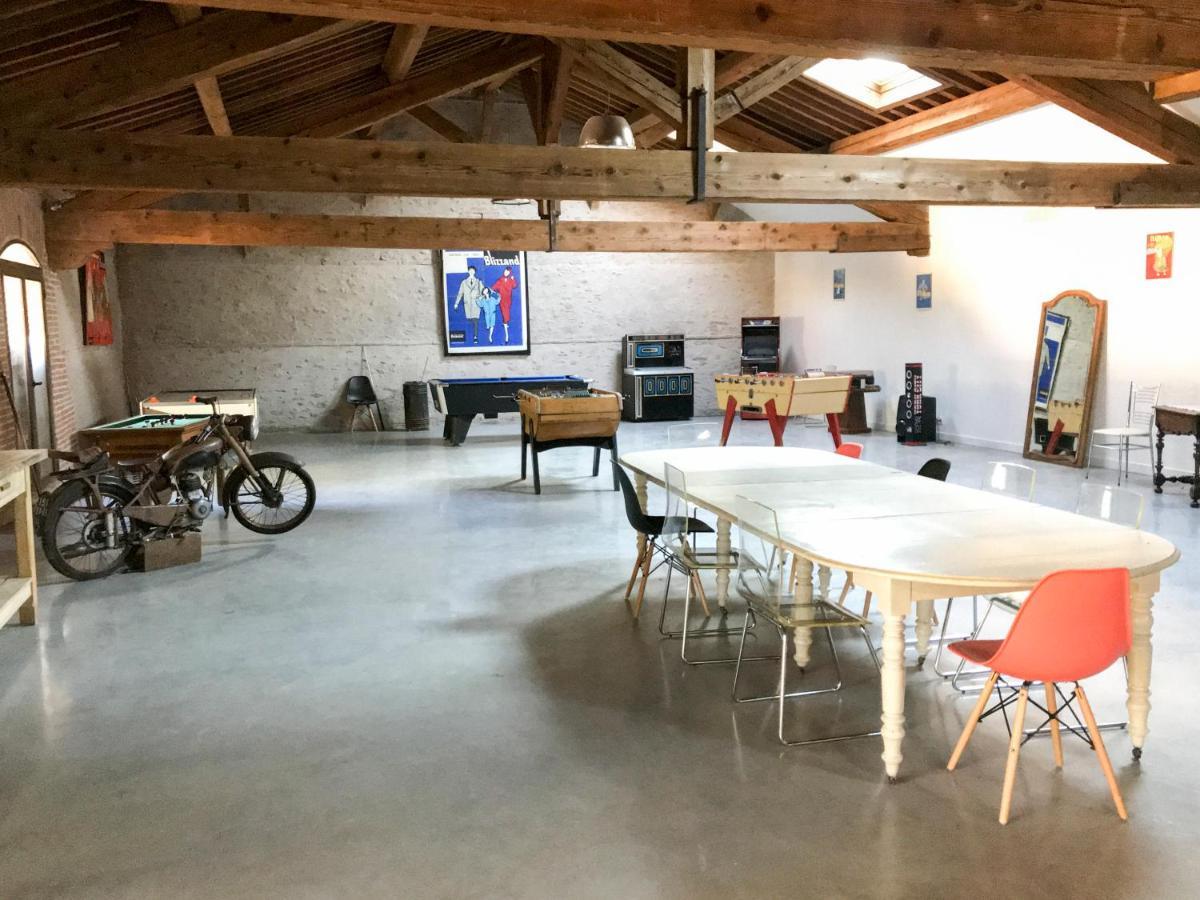 Domaine Castell De Bles Acomodação com café da manhã Saint-Génis Exterior foto